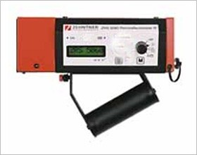 ZRW5070 安全標(biāo)志服逆反射系數(shù)測試儀